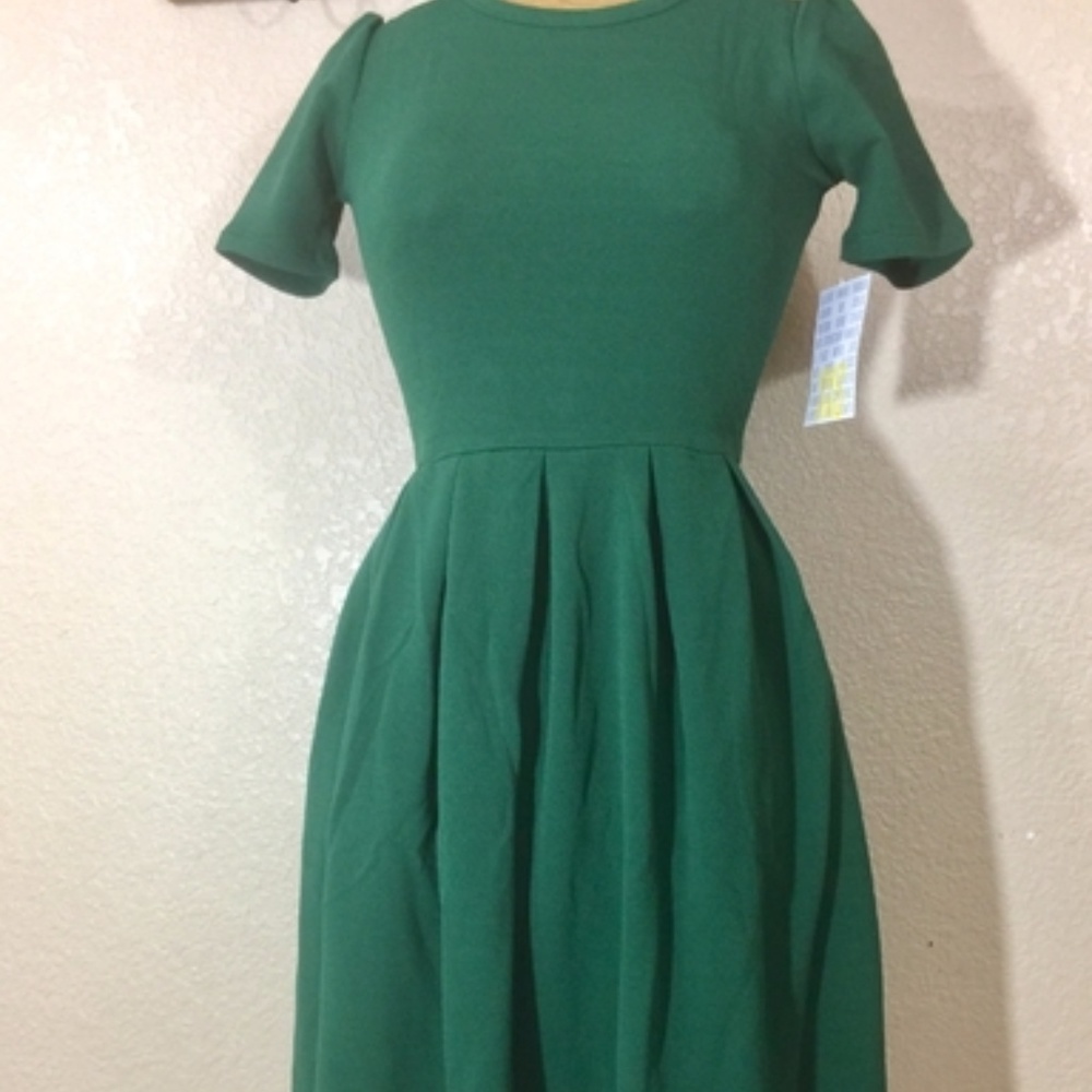 New LuLaRoe Amelia Style Dress in XXS - Green